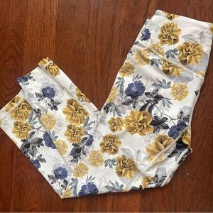 LURV FLORAL PRINT LEGGINGS. LIKE NEW
